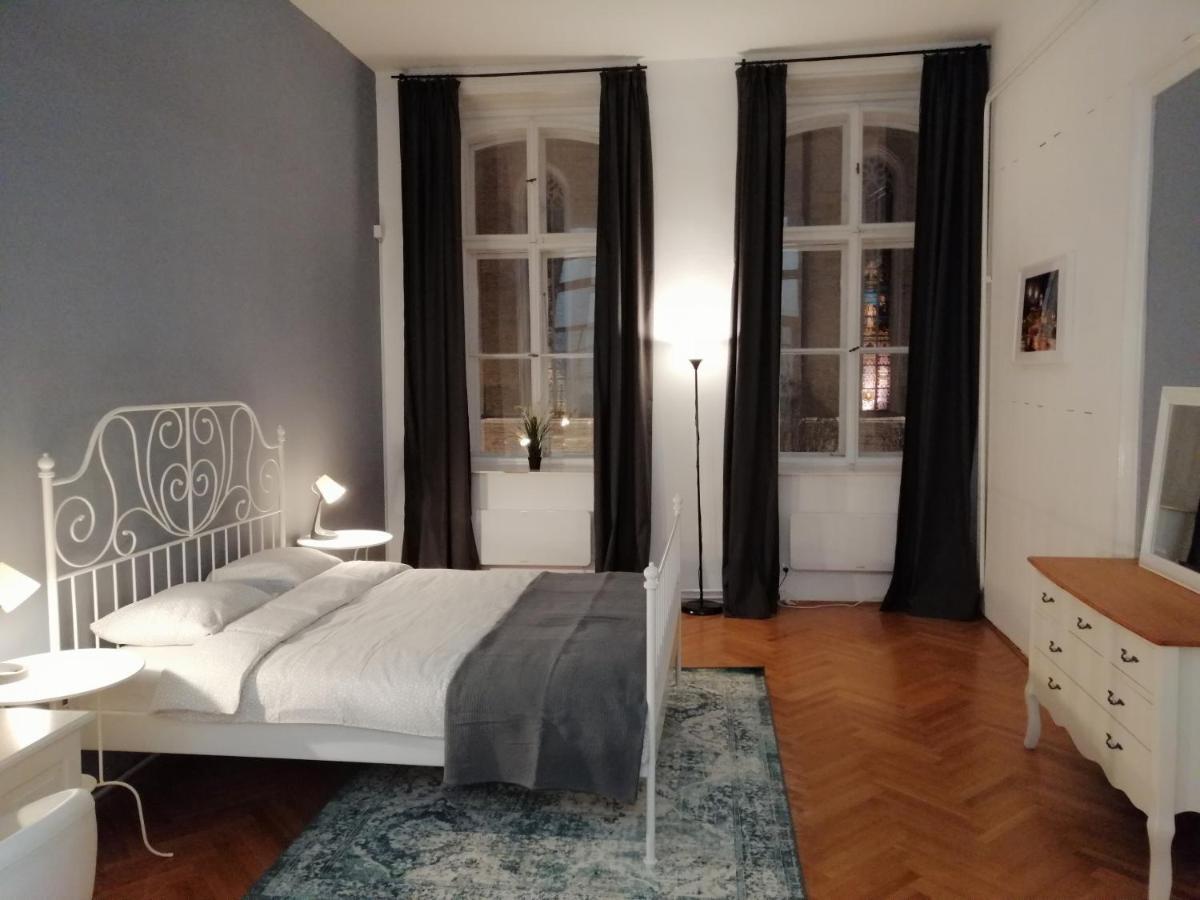 Filinhome Zmaj Jovina Suite Нови-Сад Экстерьер фото
